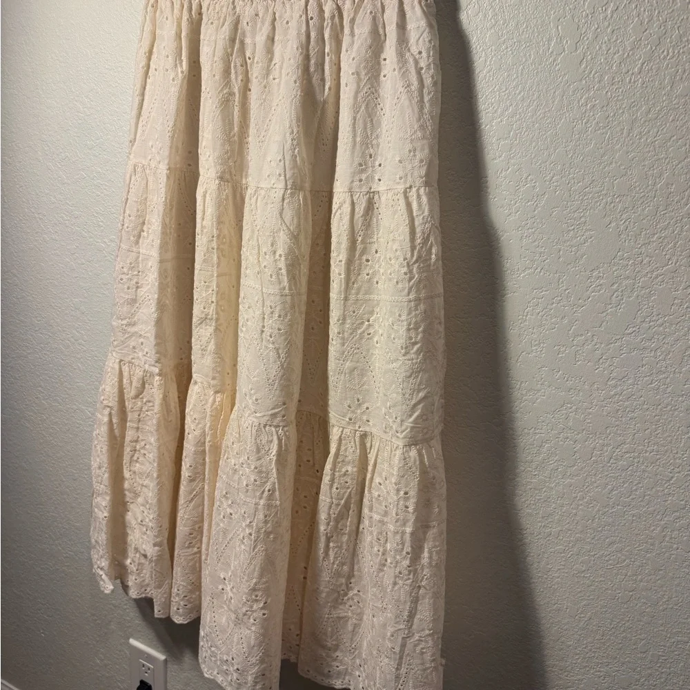 ADORA Tiered Elastic Waist 100% Cotton Eyelet Midi Skirt Boho Western Festival L - Picture 3 of 10